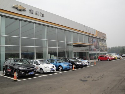 潤(rùn)藝雪佛蘭新景程 挑戰(zhàn)高檔中級(jí)車市場(chǎng)_愛(ài)卡汽車